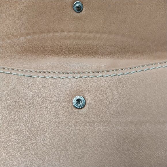 Coach Orange Leather Turn Lock Credit Card ID Window Bifold Wallet - Picture 13 of 15